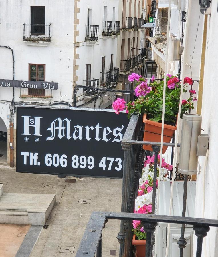 Hostal Martes Caceres Plaza Mayor - Tercer Piso Sin Ascensor Exterior foto